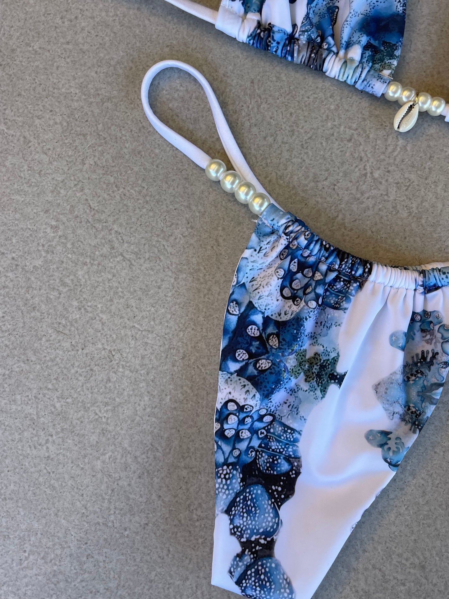 Blue Lagoon BOTTOM