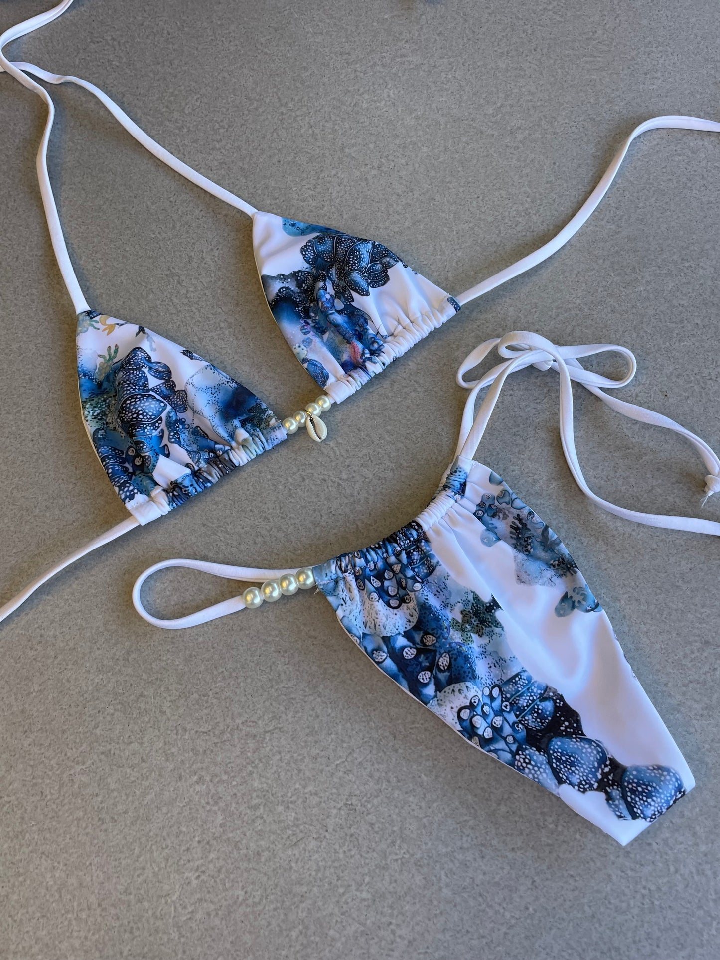 Blue Lagoon BOTTOM